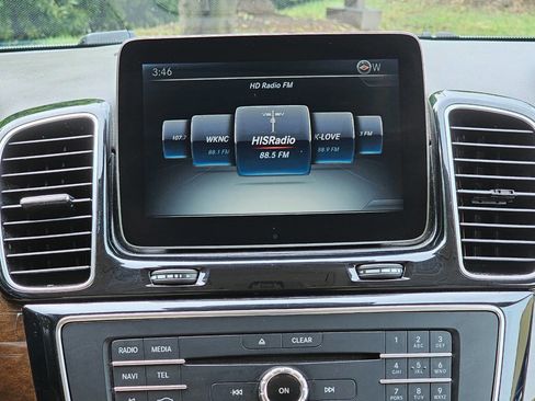 Used 2018 Mercedes-Benz GLE 350 w/ Premium 1 Package image 24