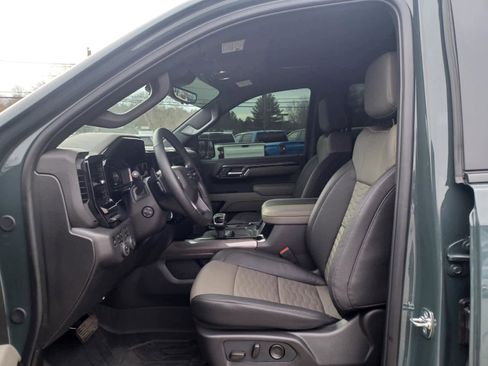 Used 2026 Chevrolet Silverado 1500 ZR2 image 7