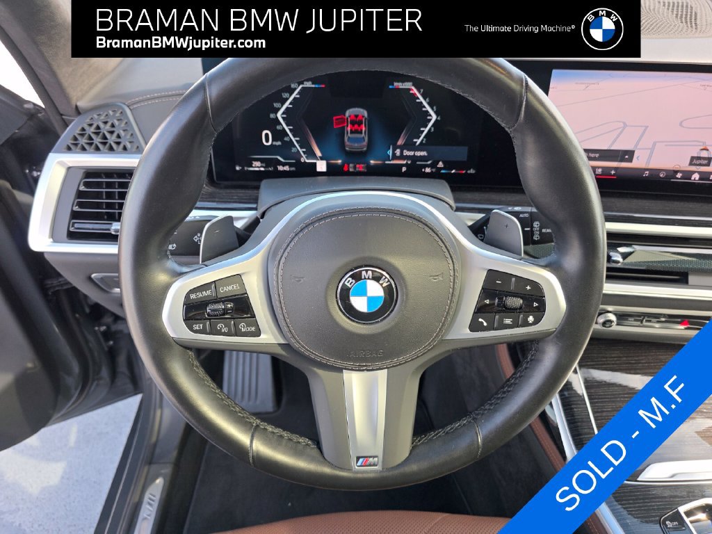 Used 2025 BMW X7 xDrive40i w/ M Sport Package AWD/4WD image 13