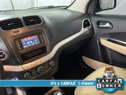 Used 2015 Dodge Journey SXT w/ Flexible Seating Group image 31