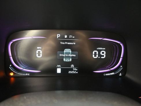 Certified 2025 Kia Soul EX FWD image 22