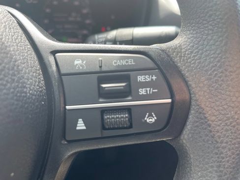 Used 2023 Honda Accord EX image 13