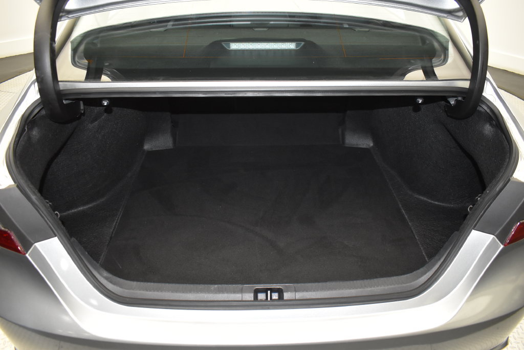 Used 2024 Toyota Camry XSE FWD image 35