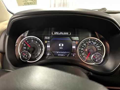 Used 2022 RAM 1500 Big Horn AWD/4WD image 16