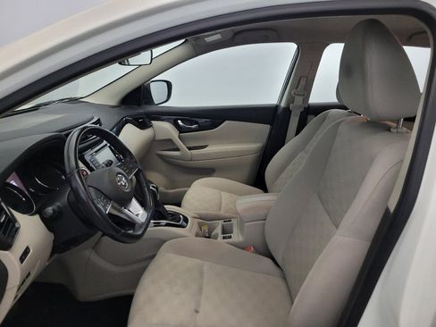 Used 2019 Nissan Rogue Sport SV w/ Technology Package AWD/4WD image 17