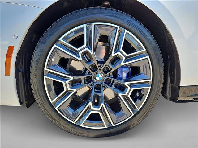 Used 2026 BMW 530i w/ M Sport Package RWD image 24