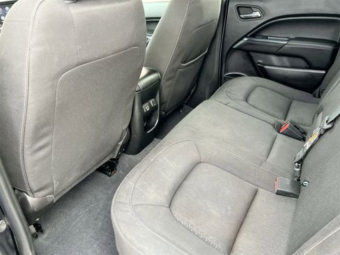 Used 2019 GMC Canyon SLE w/ Elevation Edition image 18