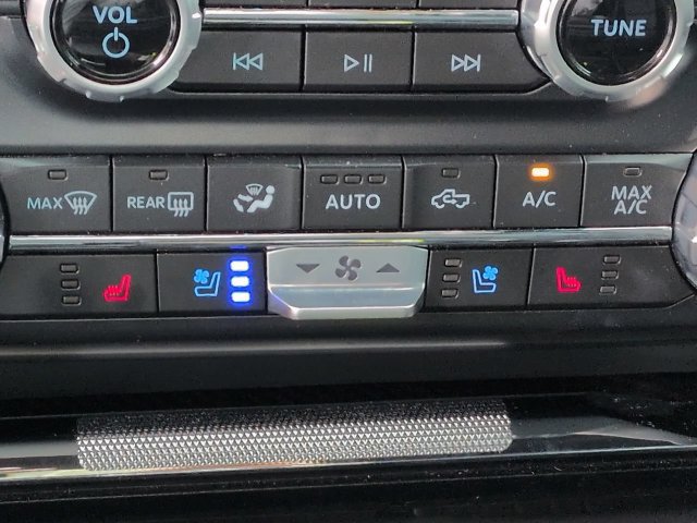 Certified 2023 Ford F150 Raptor AWD/4WD image 30