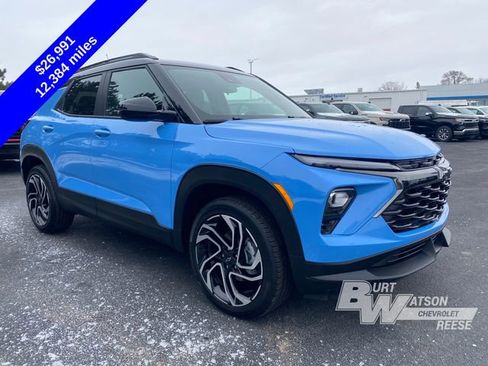 Used 2024 Chevrolet TrailBlazer RS w/ Driver Confidence Package image 9