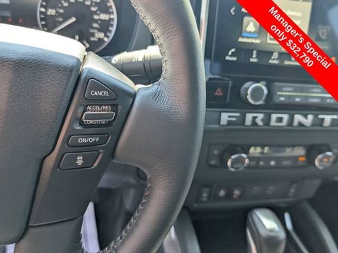 Certified 2025 Nissan Frontier SV w/ SV Convenience Package AWD/4WD image 18