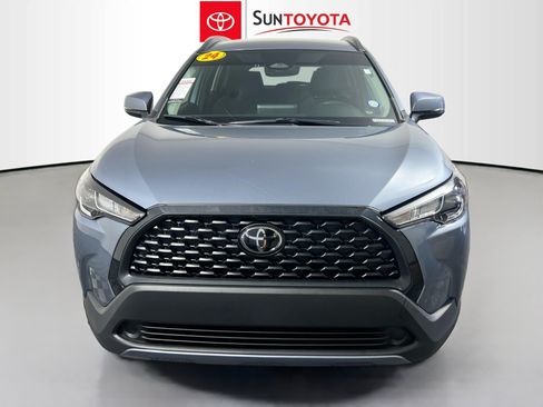 Used 2024 Toyota Corolla Cross LE FWD image 10