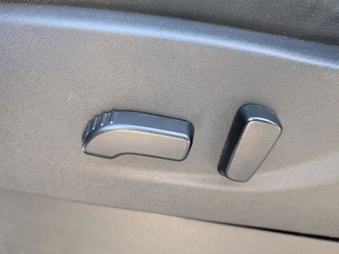 Used 2024 Nissan Frontier PRO-4X w/ Technology Package image 10