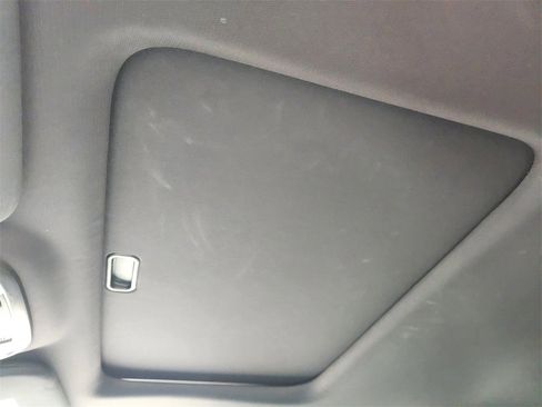 Used 2020 Jeep Grand Cherokee Limited image 28