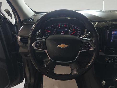 Used 2020 Chevrolet Traverse LT FWD image 12