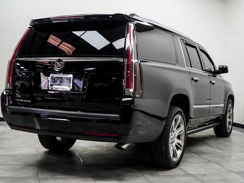 Used 2015 Cadillac Escalade ESV Premium image 12