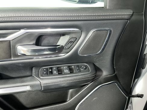 Used 2024 RAM 1500 Laramie AWD/4WD image 13