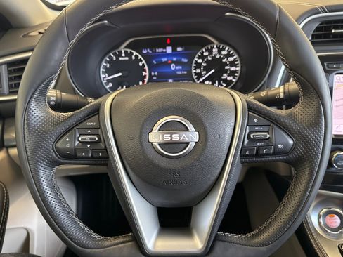 Used 2023 Nissan Maxima Platinum w/ Sport Mat Group FWD image 29