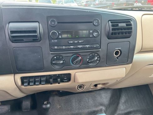Used 2007 Ford F350 XL AWD/4WD image 12