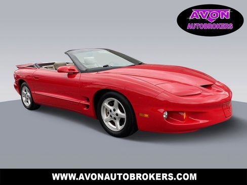 Used 2001 Pontiac Firebird Convertible w/ 3800 Performance Pkg image 1