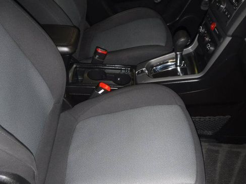 Used 2012 Chevrolet Captiva Sport LS FWD image 24