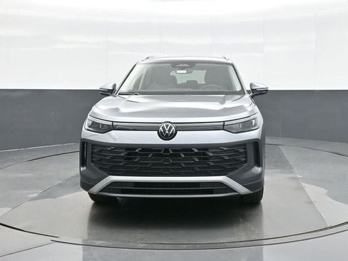 New 2026 Volkswagen Tiguan S AWD/4WD image 2