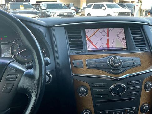 Used 2012 INFINITI QX56 4WD w/ Theater Pkg image 7