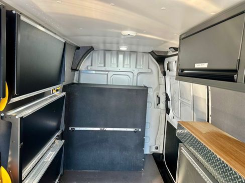 Used 2022 Mercedes-Benz Sprinter 2500 image 29