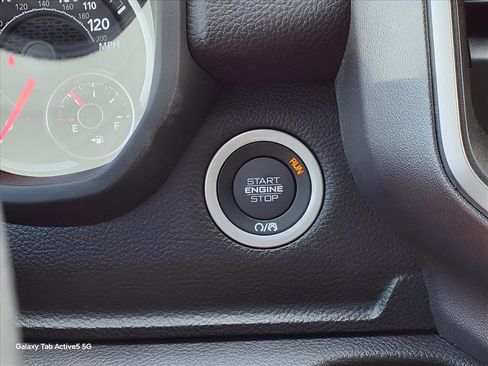 New 2026 RAM 1500 Big Horn AWD/4WD image 16