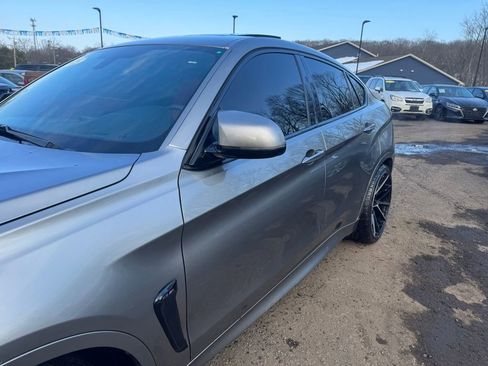 Used 2015 BMW X6 M image 12