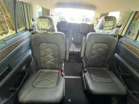 New 2026 Volkswagen Atlas SE image 25