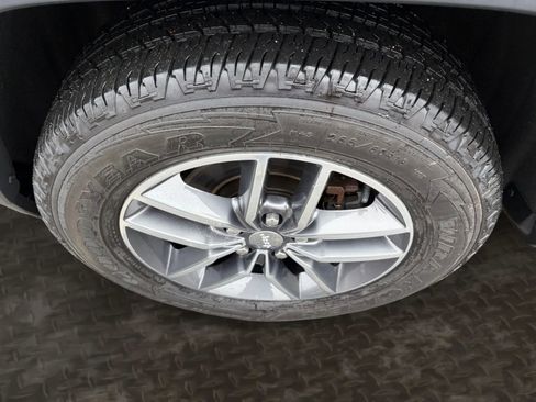 Used 2018 Jeep Grand Cherokee Limited w/ Trailer Tow Group IV image 34