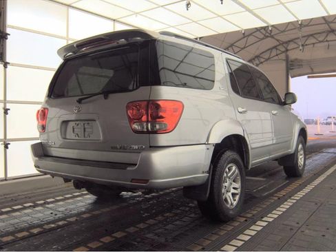 Used 2007 Toyota Sequoia SR5 image 5