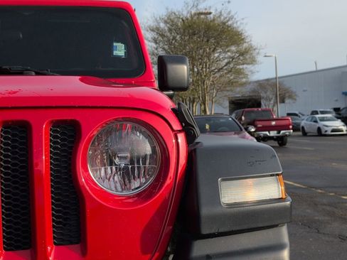 Used 2018 Jeep Wrangler Unlimited Sport S image 12