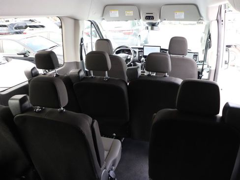 Used 2025 Ford Transit 350 XLT RWD image 17