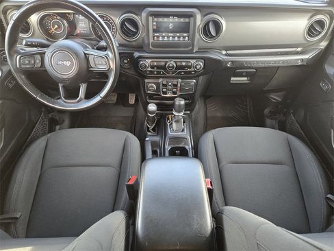 Used 2022 Jeep Wrangler Unlimited Sport image 5