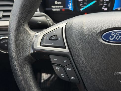 Used 2018 Ford Fusion SE FWD image 26