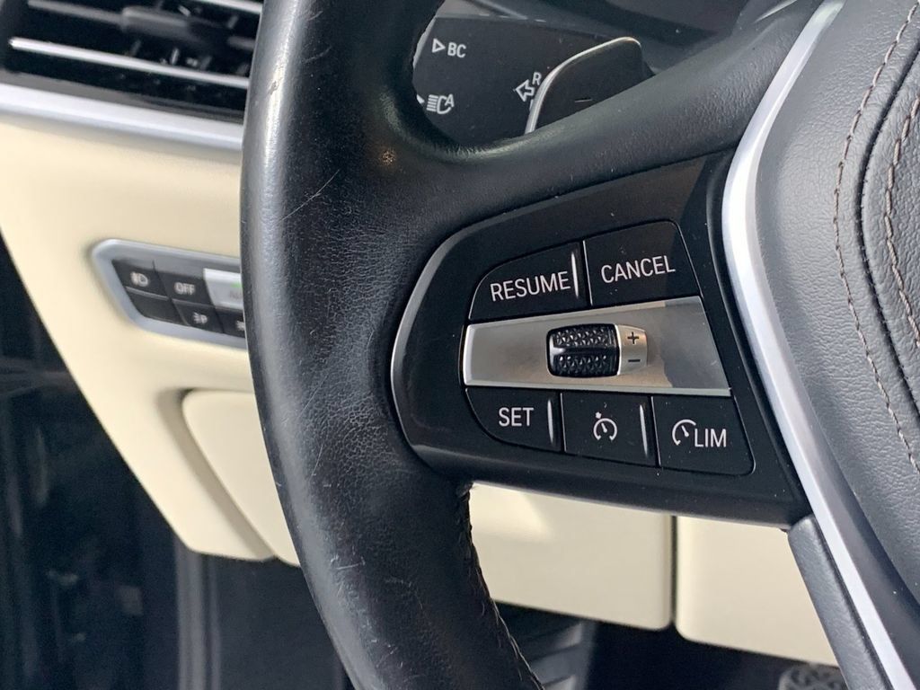 Used 2021 BMW X5 sDrive40i w/ Premium Package RWD image 18