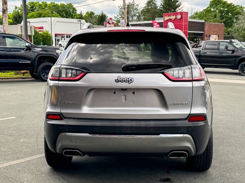 Used 2019 Jeep Cherokee Limited AWD/4WD image 5