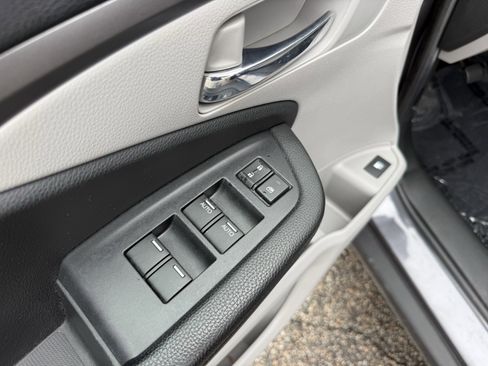 Used 2021 Honda Pilot EX image 45