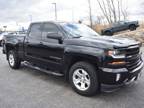 Certified 2017 Chevrolet Silverado 1500 LT w/ All Star Edition image 10