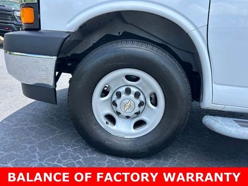 Used 2024 Chevrolet Express 2500 w/ Driver Convenience Package RWD image 9
