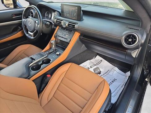 Certified 2024 Lexus RC 300 RWD image 22