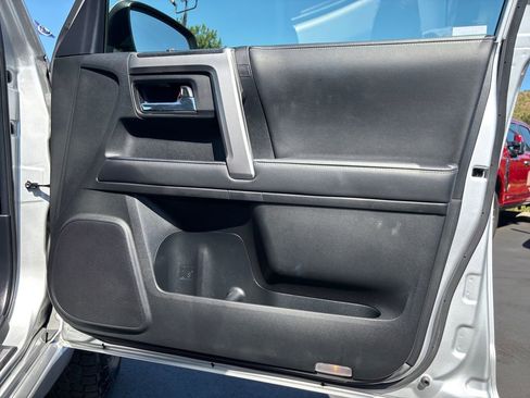 Used 2022 Toyota 4Runner TRD Sport image 26