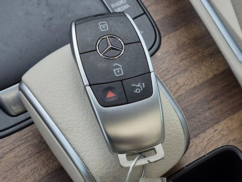 Certified 2024 Mercedes-Benz GLE 350 4MATIC image 38