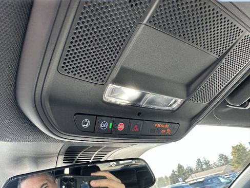 New 2025 Chevrolet Blazer EV LT image 23