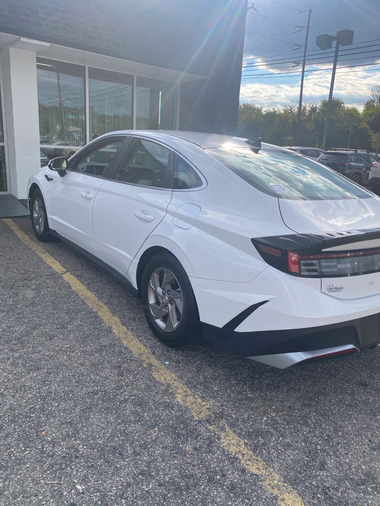 Used 2026 Hyundai Sonata SE FWD image 4