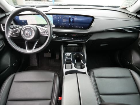 Used 2025 Buick Envision Preferred image 10