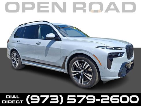 Used 2024 BMW X7 xDrive40i w/ M Sport Package AWD/4WD image 1