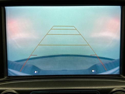 Used 2018 Chevrolet Silverado 1500 LTZ Z71 image 10