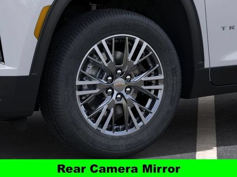 New 2026 Chevrolet Traverse LT w/ Driver Confidence Package FWD image 10